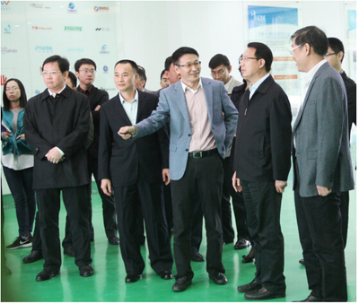 市長、書記親臨南方IT學院，送上特禮關(guān)懷與鼓勵